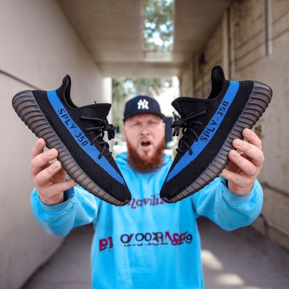 Adidas Yeezy Boost 350 V2 Dazzling Blue Semi UA With Full Accessories