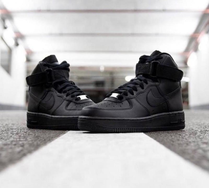 Nike Airforce 1 Mid BLACK