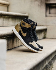 Nike Air Jordan 1 High BLACK AND GOLD (SEMI UA)