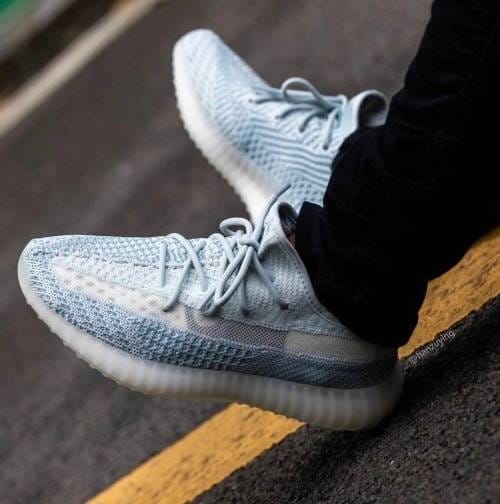 Adidas Yeezy Boost 350 V2 Cloud White (Non-Reflective) Semi UA With Full Accessories