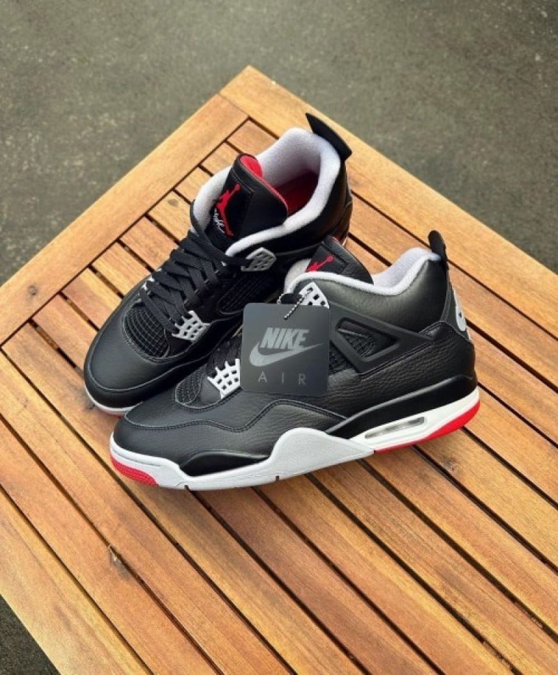 Nike Air Jordan 4 REIMAGINED BRED
