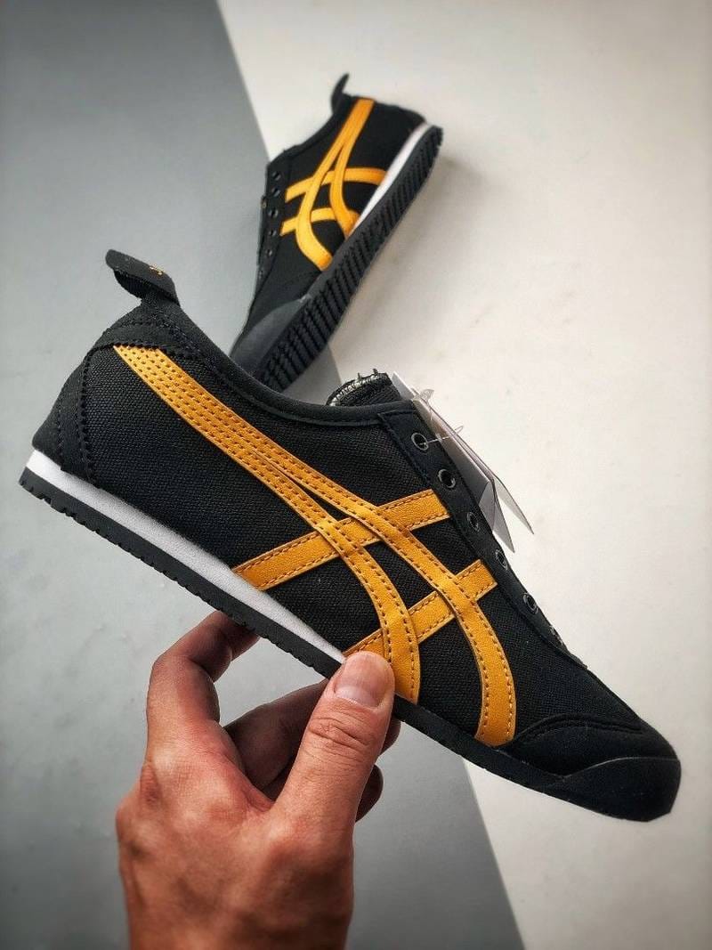 Onitsuka Tiger Mexico 66 Slip On Black Yellow Sneakers For Mens D-1768