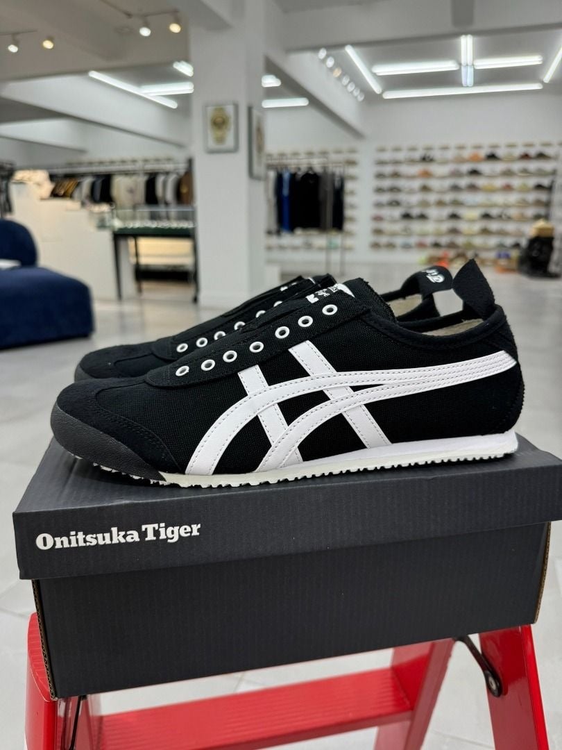 Onitsuka Tiger Mexico 66 Slip On Black White Sneakers For Mens D-1881