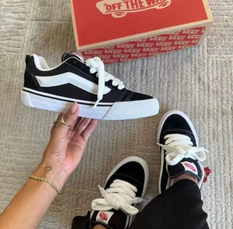 Vanss KNU Skool Black White