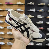 Onitsuka Tiger Mexico 66 Slip On Black Mid Night Blood Oil With Full Accessories For Mens