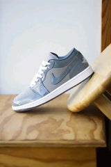 Nike Air Jordan 1 Low SE MEDIUM GREY COOL GREY WHITE