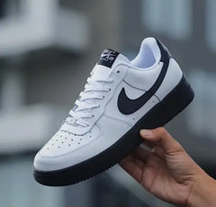 Nike AirForce 1 Low WHITE BLACK SOLE