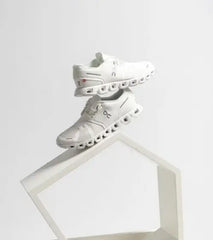 On Cloud 5 WHITE