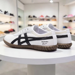 Onitsuka Tiger Tsunahiki Slip-On White Black Mens 7A Premium D-2064