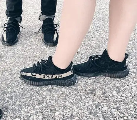 Adidas Yeezy 350 V2 Oreo for Girls Semi-UA 7A Quality Full Kit (D-2023)