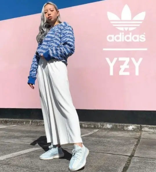 Adida_s Yeezy 350 V2 Cloud White Reflective For Girls Semi UA Quality Full Accessories (D-2054)