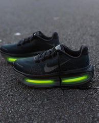 Nike Air Zoom Vomero Premium BLACK VOLT