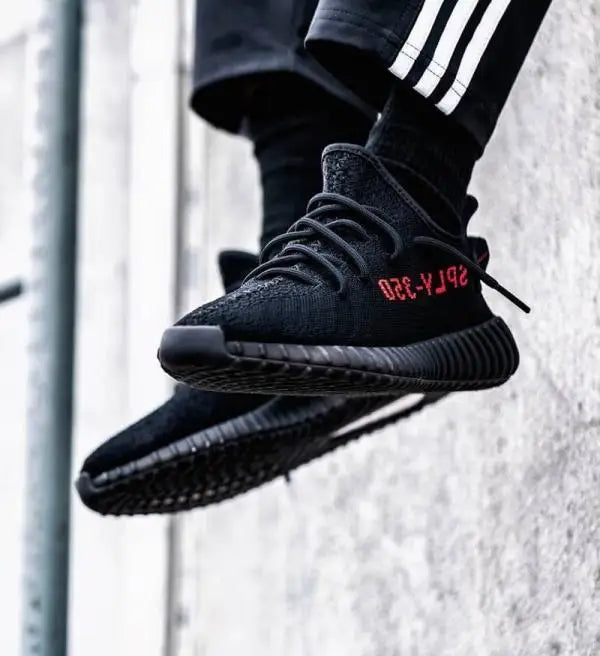 Adida_s Yeezy 350 V2 Core Black Red Semi UA 7A Quality Full Accessories (D-1801)