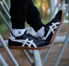 Onitsuk_a Tiger Tokuten Black white gum 7a premium quality sneakers D-1581