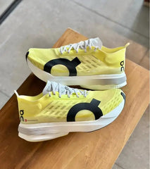 On Running Cloud boom Strike Limelight Wolf