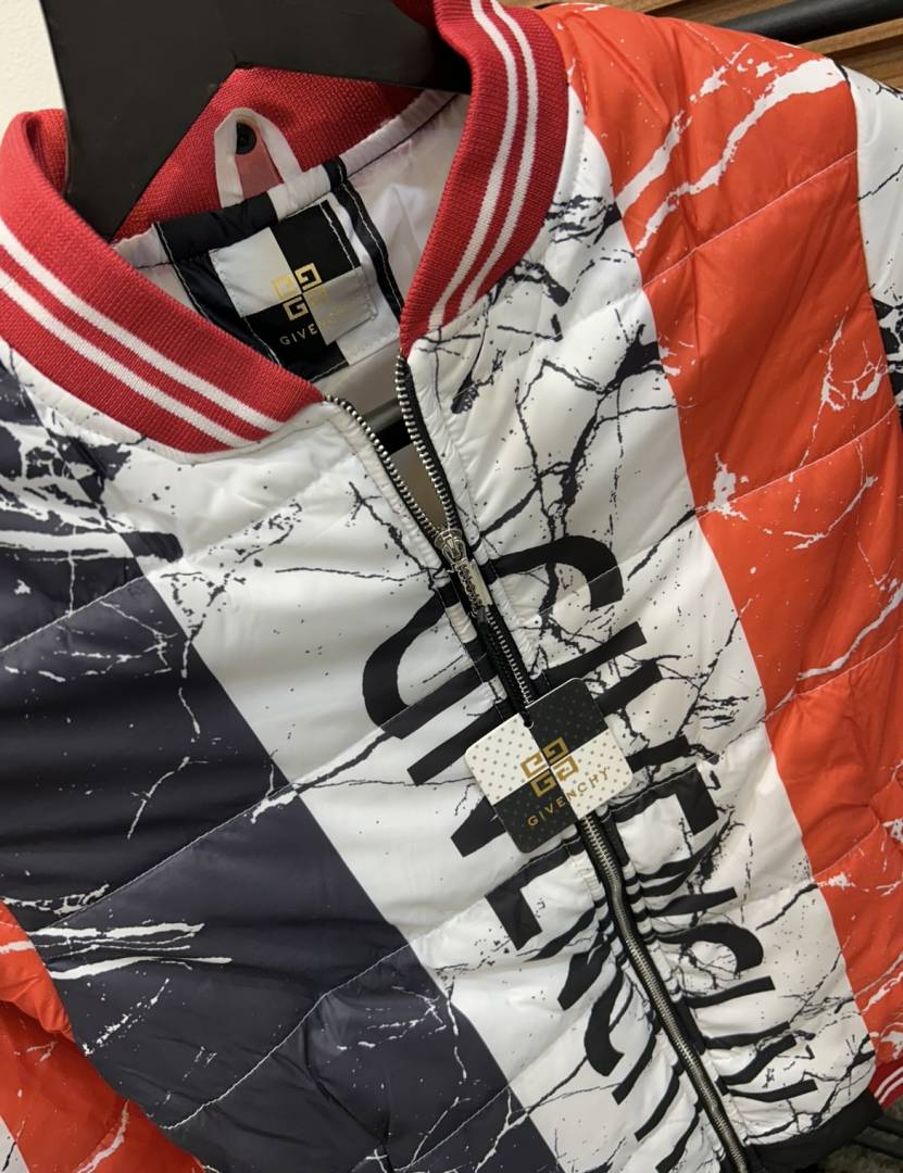 Givench_y Printed Turkey Imported Premium Puffer Jacket