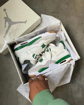 Jordan Retro 4 Pine Green Surplus Semi UA