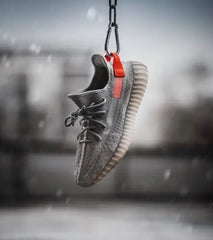 Adidass Yeezy 350 V2 TAIL LIGHT (SEMI UA) With OG ACCESSORIES