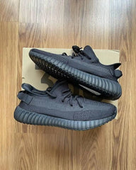 Adidas Yeezy 350 V2 CORE ONYX (SEMI UA) With OG ACCESSORIES