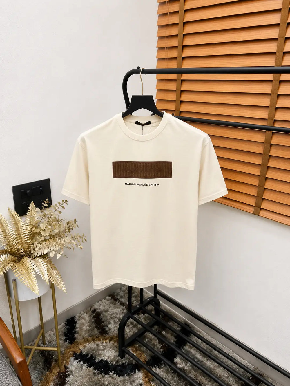 Loui_s Vuitton Turkey Imported Jute Embroidered Premium Drop Shoulder T-shirt (DN 567)