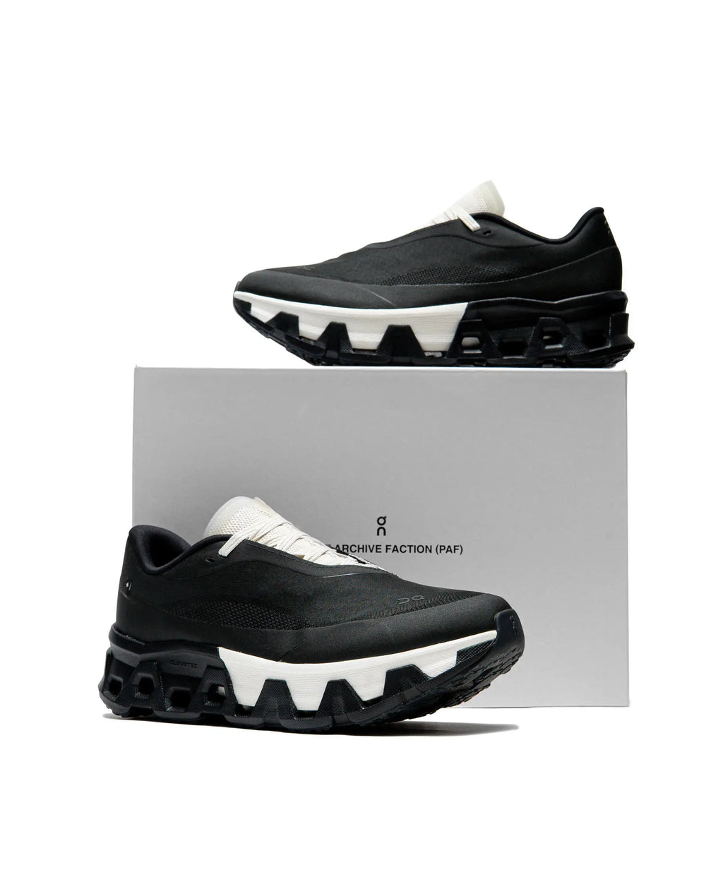 On Running X PAF Cloudmonster Hyper black