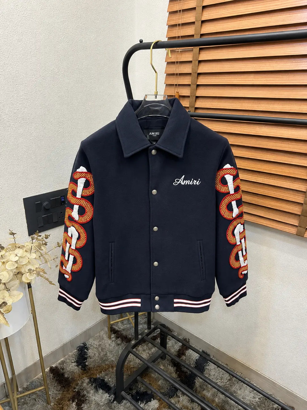 Amir_i Sleeve Snake Embroidered Patch Exclusive Wool Fabric Jacket Navy Blue (DN 615)