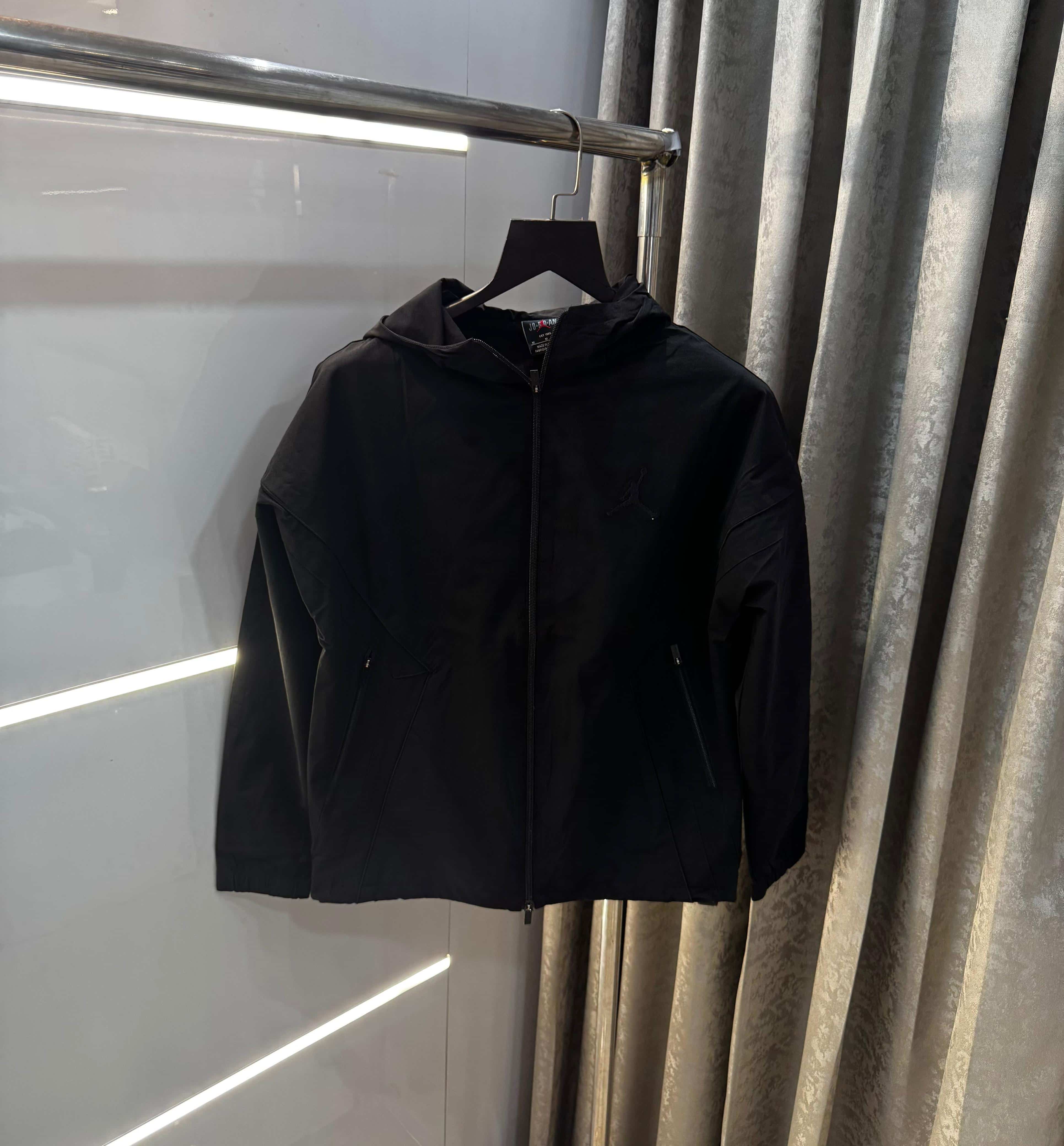 Jorda n Black Imported Premium LuXur y Jacket