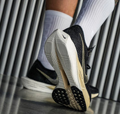 Nike Zoom X VAPORFLY NEXT 3 BLACK METALLIC GOLD