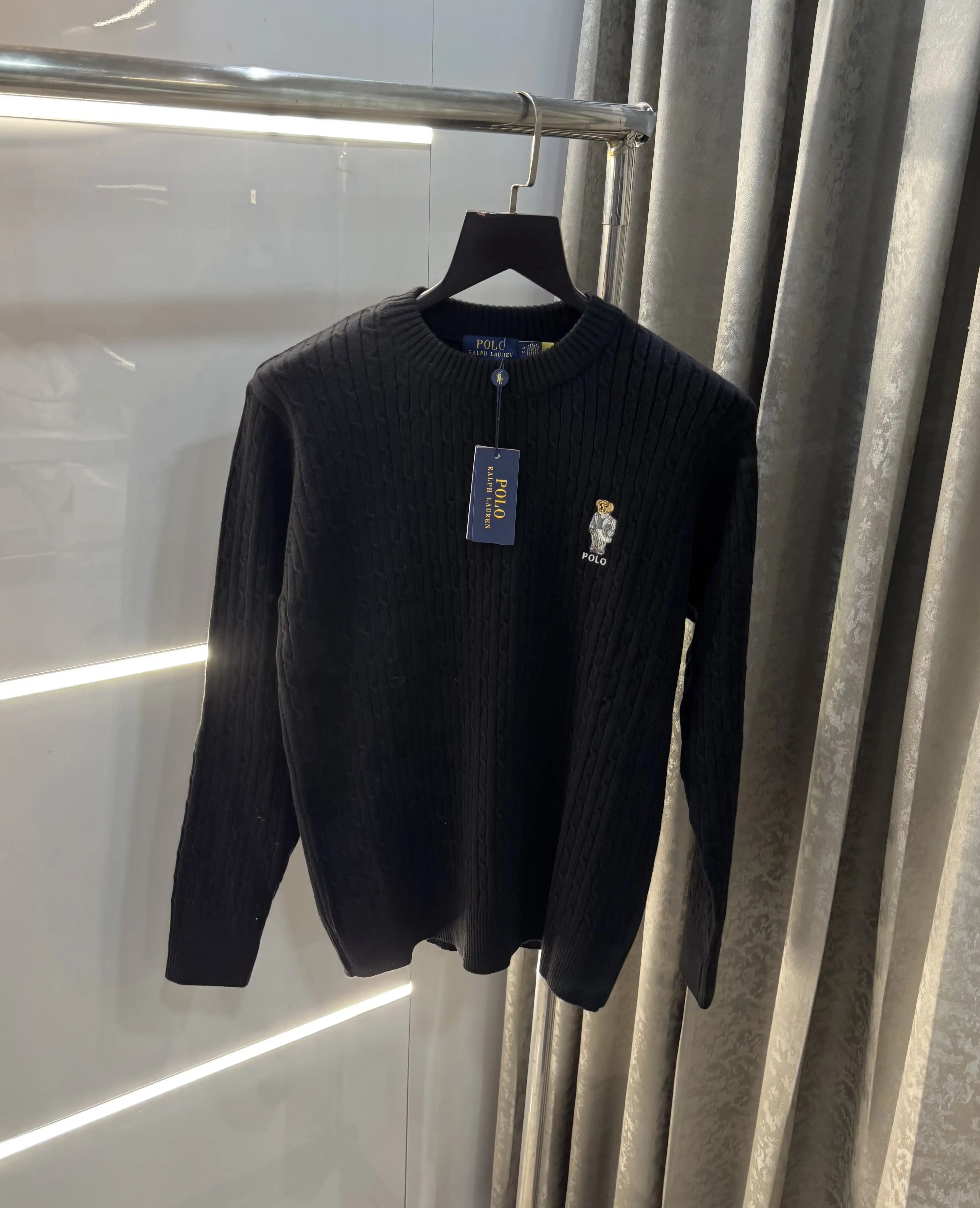 Ralp h  Lauren Black Teddy Edition Imported Pull Over