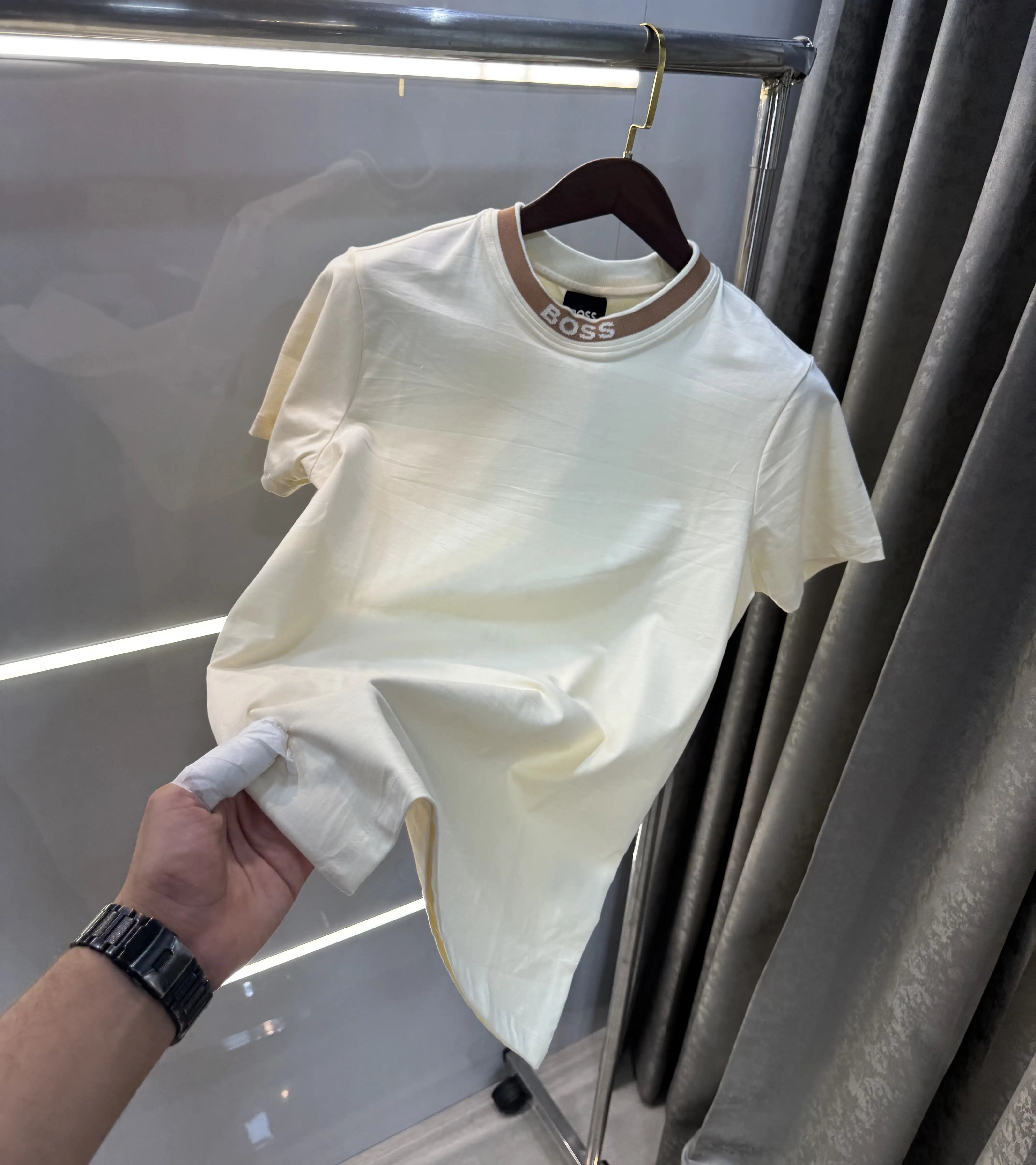 Hugo Boss Cream Premium Classic T-Shirt