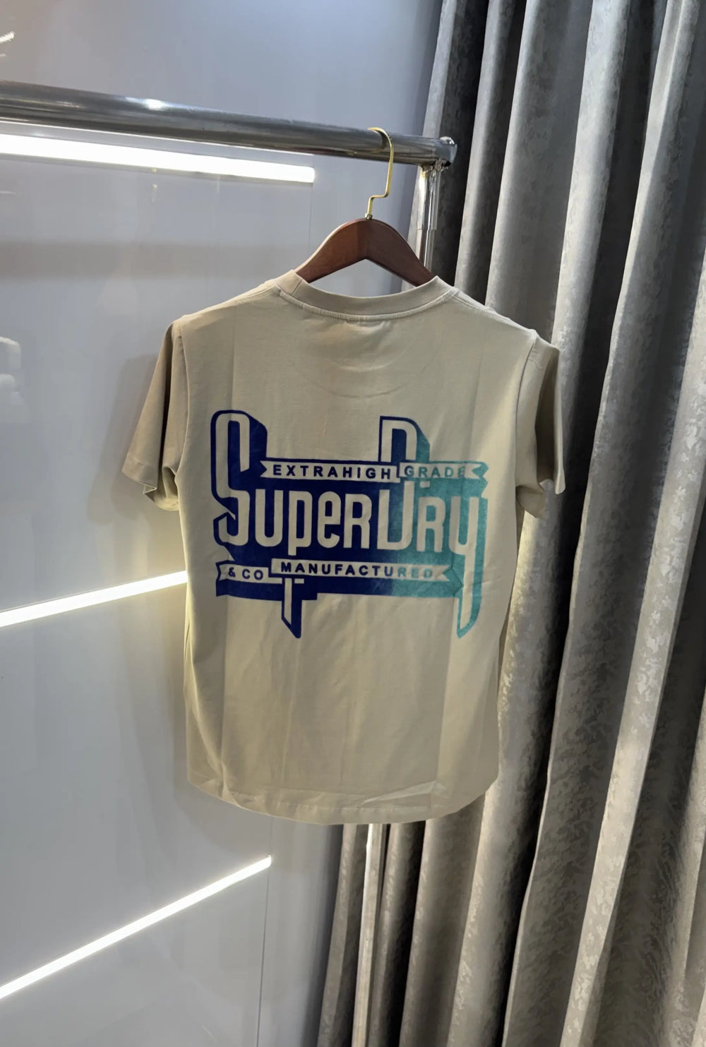 Superdr y Beige Premium Classic T-Shirt