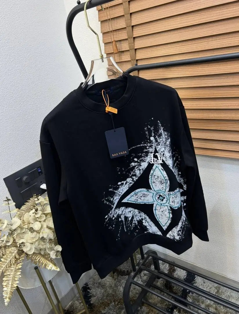Loui_s Vuitton Big Monogram Sequence Imported Exclusive Sweatshirt (DN 105)
