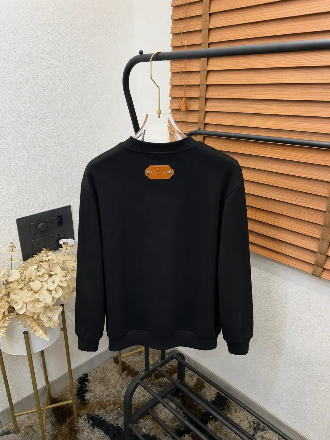 Loui_s Vuitton Big Monogram Sequence Imported Exclusive Sweatshirt (DN 105)