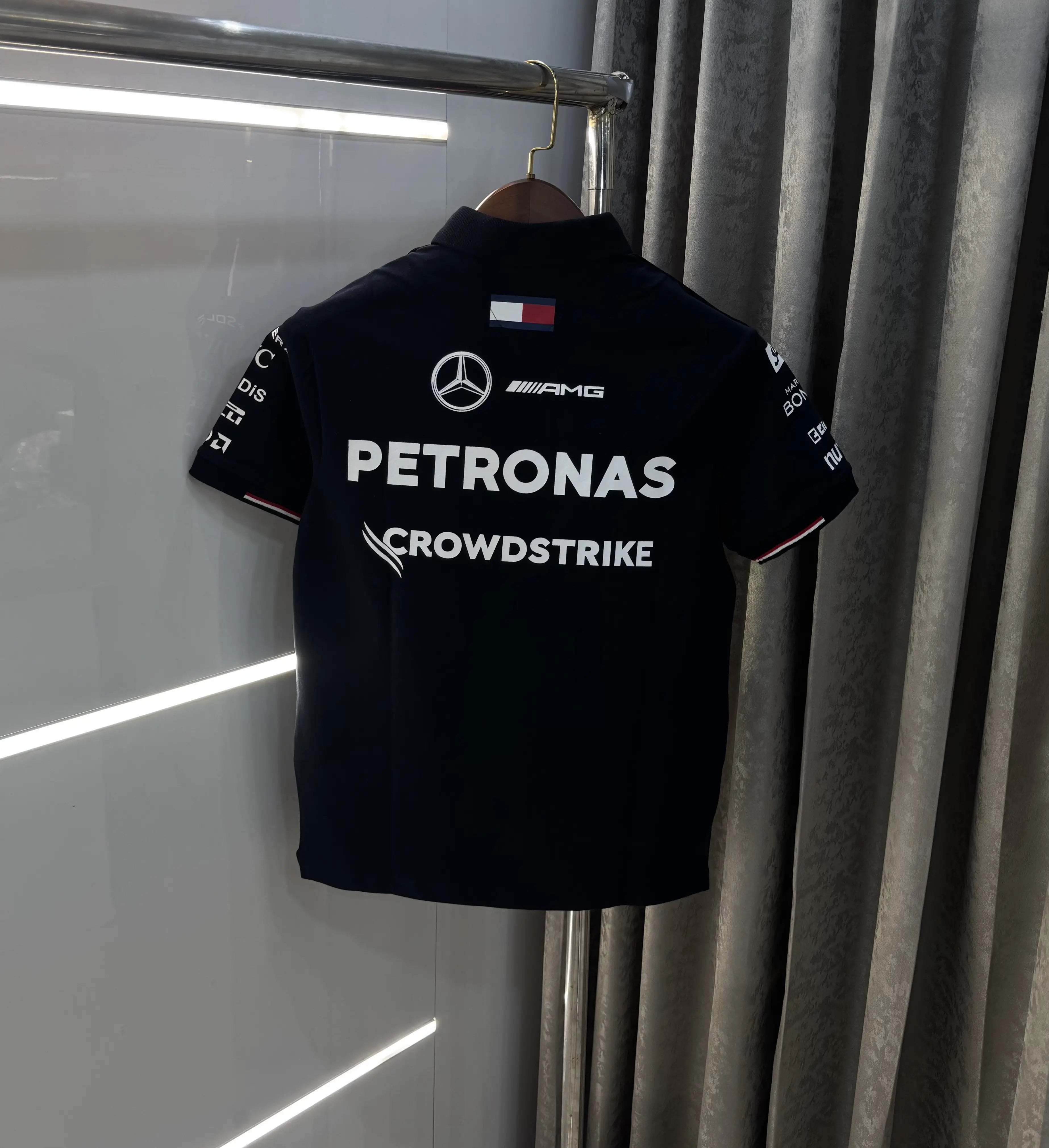 Tomm y Hilfiger Navy Blue Premium Polo T-shirt