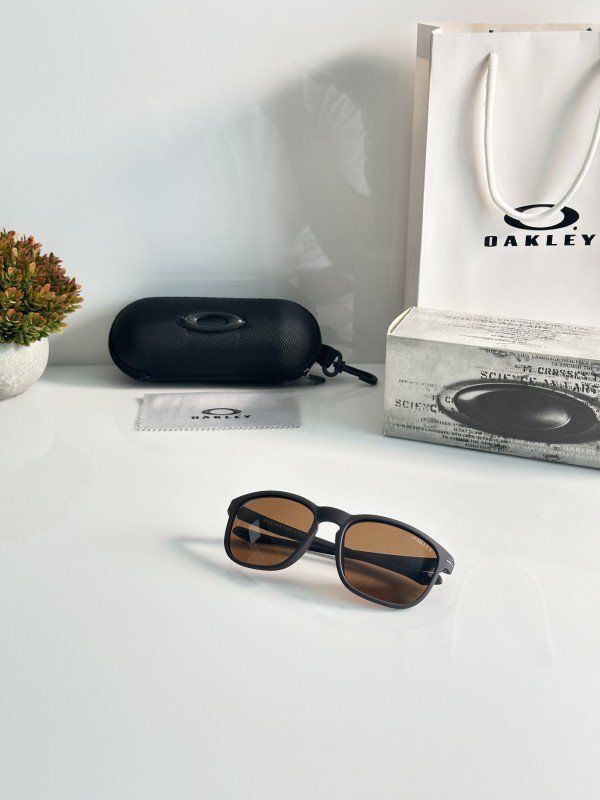 Oakley_22035_Brown - Image 3