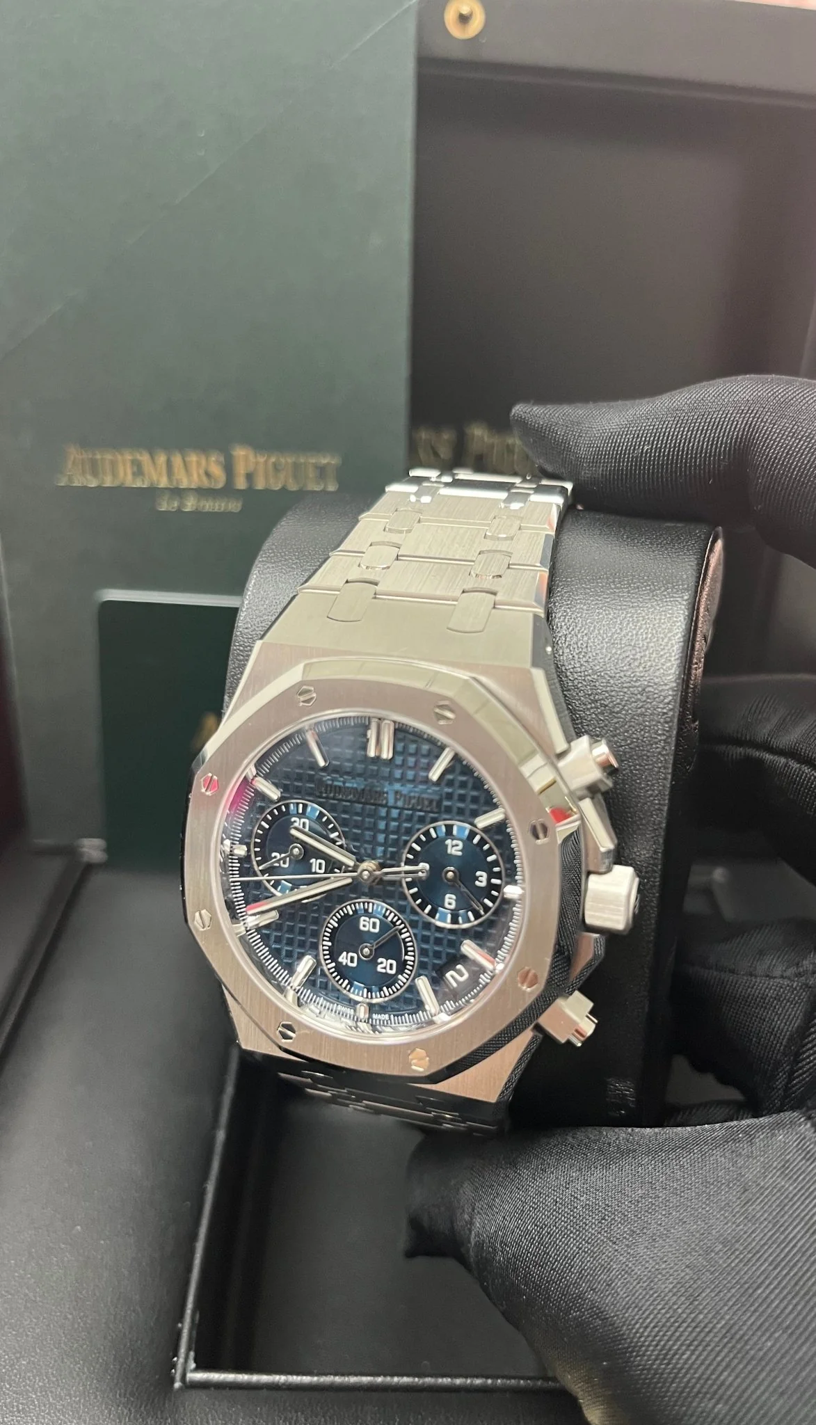 Audemars Piguet Royal Oak Chronograph - Image 7